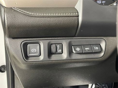 Used 2022 GMC Acadia Denali w/ Denali Technology Package image 14