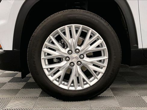 Used 2026 GMC Acadia Elevation w/ Elevation Premium Package AWD/4WD image 10