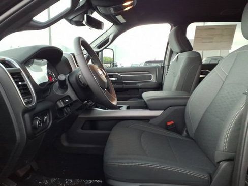 New 2026 RAM 3500 Big Horn AWD/4WD image 13