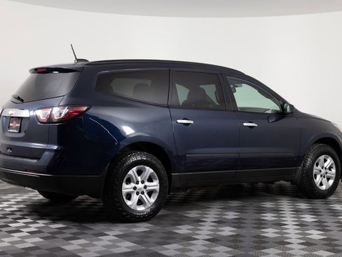 Used 2017 Chevrolet Traverse LS AWD/4WD image 8