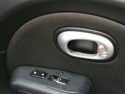 Used 2017 Kia Soul FWD image 9