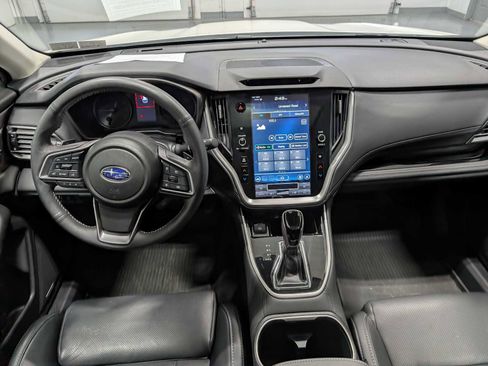 Used 2025 Subaru Outback Limited image 18