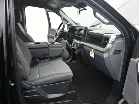 New 2026 Ford F250 XL AWD/4WD image 16