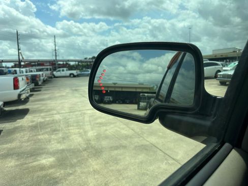 Used 2007 Chevrolet Silverado 1500 LT w/ Onstar Plus Package image 54