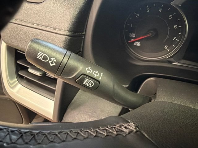 Used 2024 GMC Terrain SLT AWD/4WD image 22