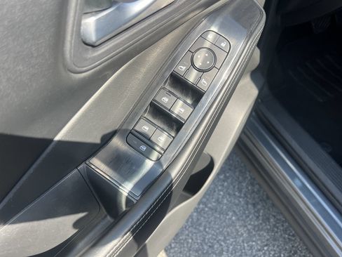 Used 2025 Nissan Rogue SV AWD/4WD image 14