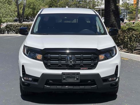Used 2025 Honda Ridgeline Sport image 6