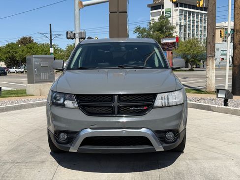 Used 2020 Dodge Journey Crossroad FWD image 10