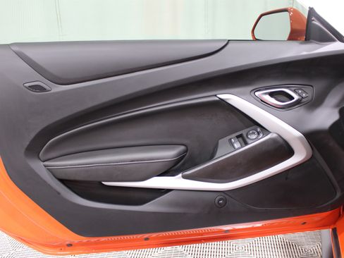 Used 2021 Chevrolet Camaro LT image 6
