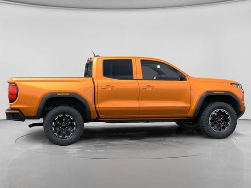 New 2026 GMC Canyon AT4 AWD/4WD image 5