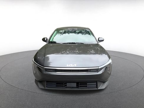Used 2025 Kia K4 LXS FWD image 4