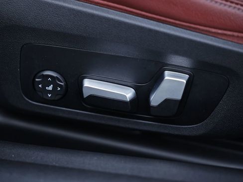 Used 2023 BMW 430i xDrive Coupe w/ M Sport Package image 23