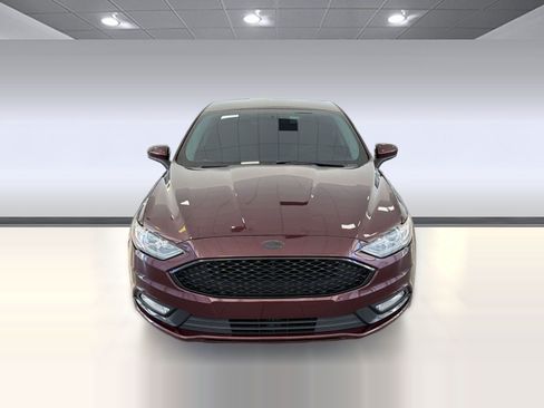 Used 2018 Ford Fusion SE w/ Equipment Group 201A FWD image 6