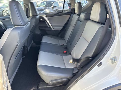 Used 2014 Toyota RAV4 Limited image 14