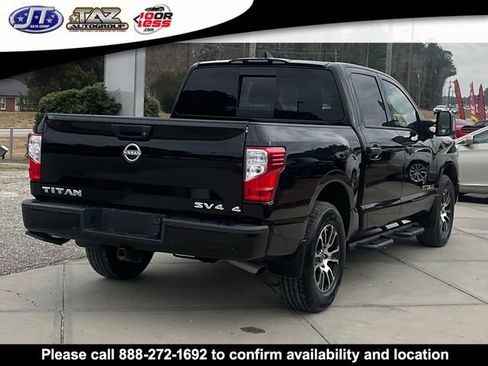 Used 2023 Nissan Titan SV w/ SV Convenience Package image 7