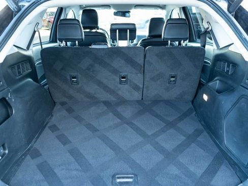 Used 2022 Ford Edge Titanium image 8