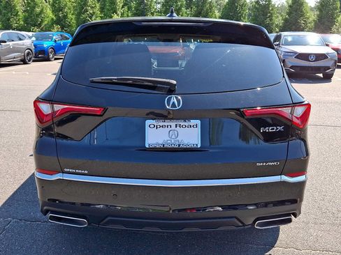 Used 2024 Acura MDX SH-AWD w/ Technology Package image 5