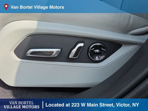 Used 2020 Acura RDX AWD w/ Advance Package image 16