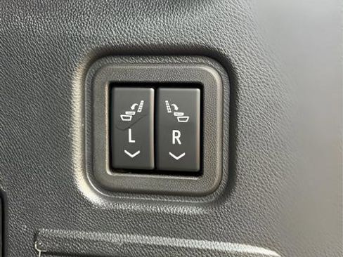 Used 2025 GMC Hummer EV 3X image 27