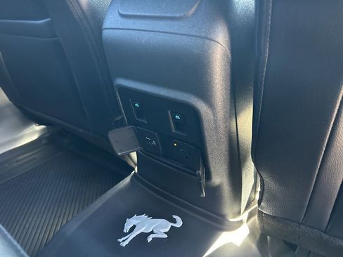 Used 2023 Ford Bronco Wildtrak image 46