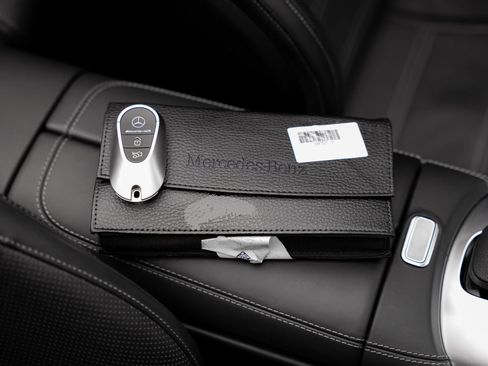 Used 2022 Mercedes-Benz SL 55 AMG 4MATIC image 84