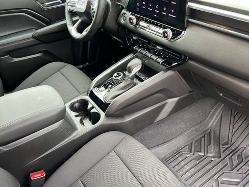 Used 2025 GMC Canyon Elevation w/ Convenience Package image 17