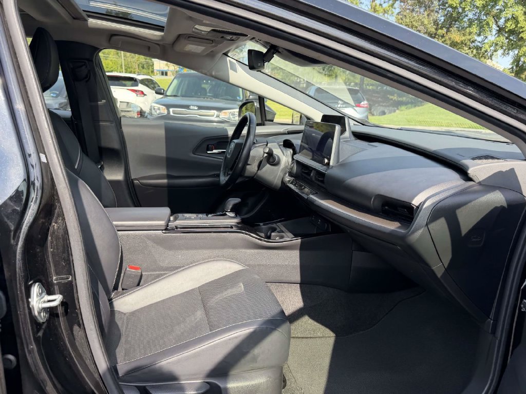 Certified 2023 Toyota Prius XLE FWD image 12