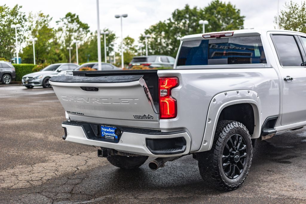Used 2020 Chevrolet Silverado 3500 High Country w/ Z71 Off-Road Package AWD/4WD image 8