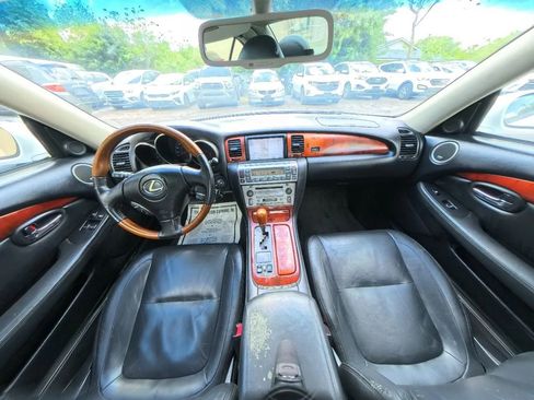 Used 2002 Lexus SC 430 Convertible image 24