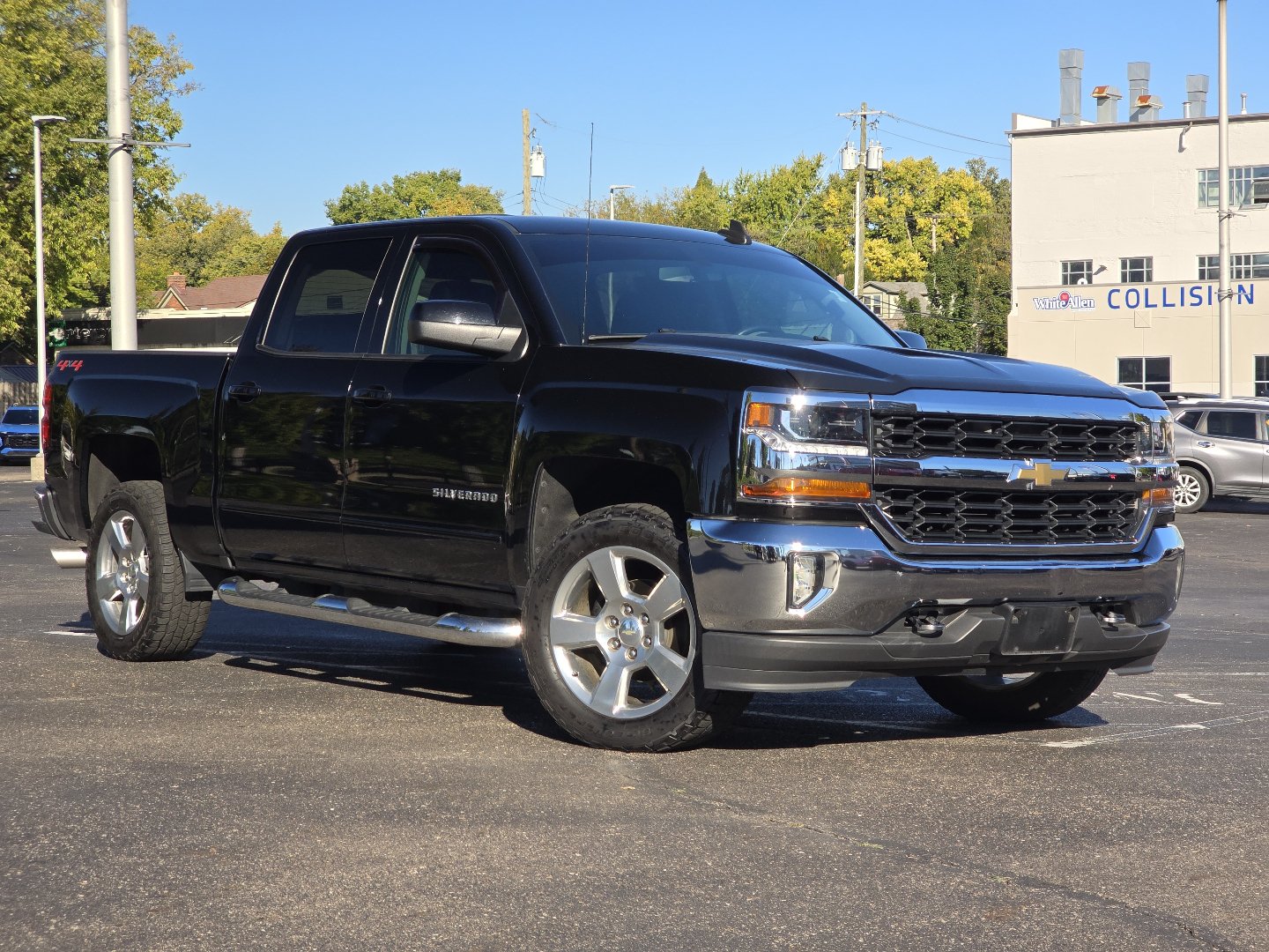 Certified 2018 Chevrolet Silverado 1500 LT w/ All Star Edition AWD/4WD image 2