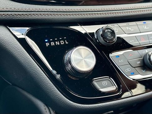 New 2026 Chrysler Pacifica Pinnacle FWD image 12