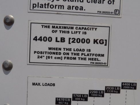 Used 2016 Ford F750 2WD Regular Cab Super Duty image 23