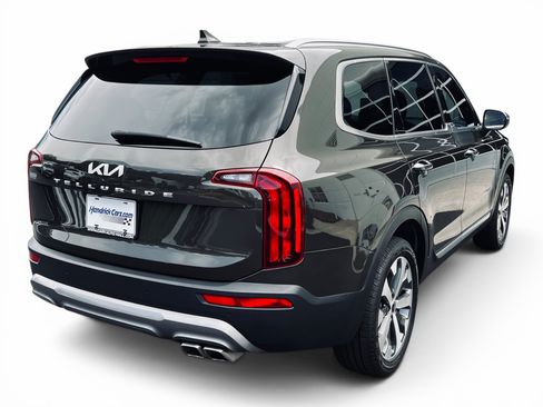 Used 2022 Kia Telluride S FWD image 10