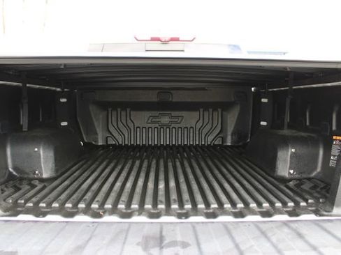 Used 2022 Chevrolet Silverado 1500 LTZ w/ Technology Package image 10