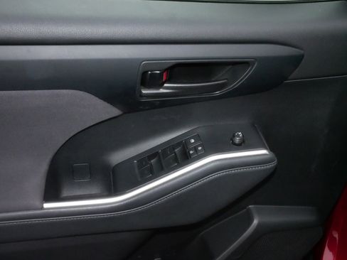 Certified 2022 Toyota Highlander LE image 19