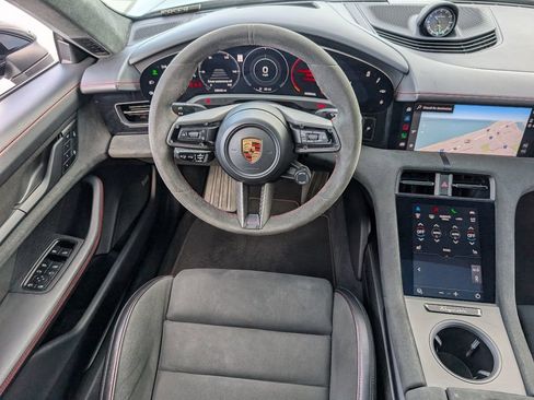 Certified 2022 Porsche Taycan GTS image 19