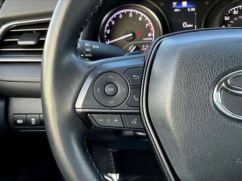 Used 2024 Toyota Camry SE image 9