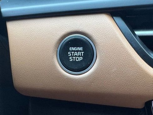 Certified 2024 Kia Seltos EX FWD image 19