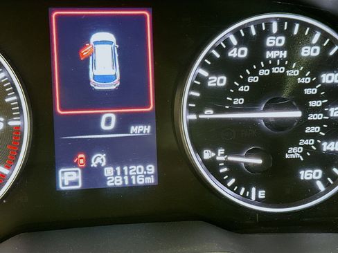 Used 2025 Subaru Outback Premium image 18