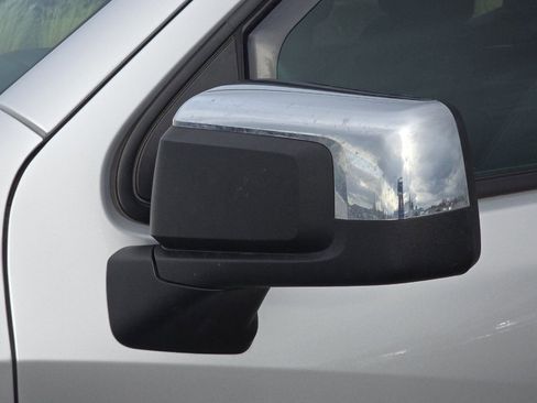 Used 2022 Chevrolet Silverado 1500 LT w/ Z71 Off-Road Package image 51