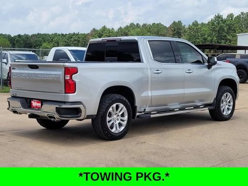 Used 2022 Chevrolet Silverado 1500 LTZ w/ LTZ Convenience Package II AWD/4WD image 5