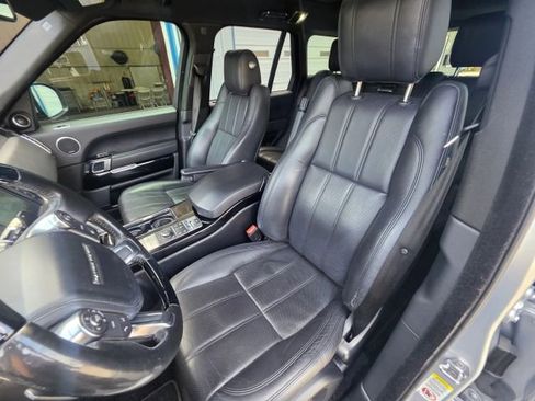Used 2016 Land Rover Range Rover HSE image 14