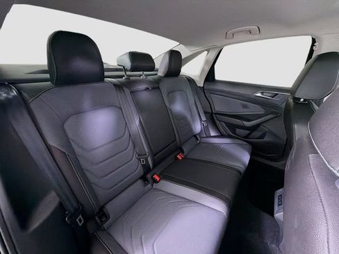 New 2025 Volkswagen Jetta SEL FWD image 29