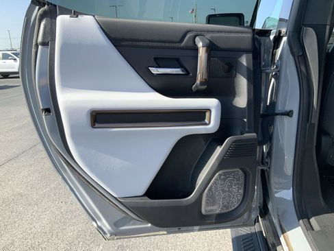 New 2025 GMC Hummer EV 3X AWD/4WD image 66