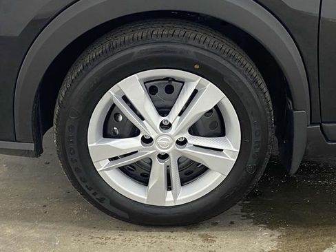 New 2025 Nissan Kicks Play S image 15