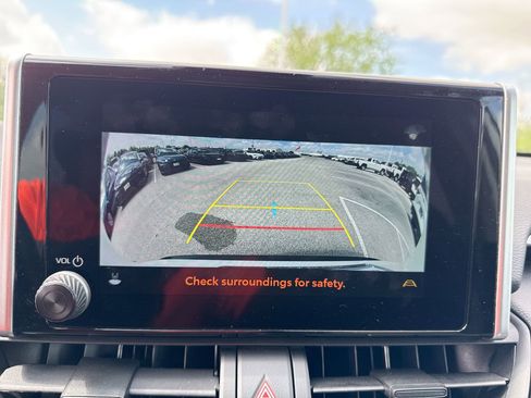 Certified 2025 Toyota RAV4 LE FWD image 22