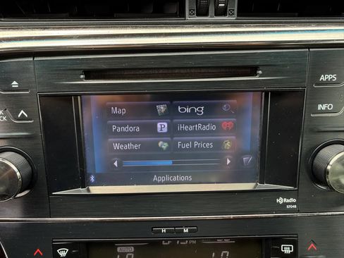 Used 2013 Toyota Avalon XLE Touring FWD image 39