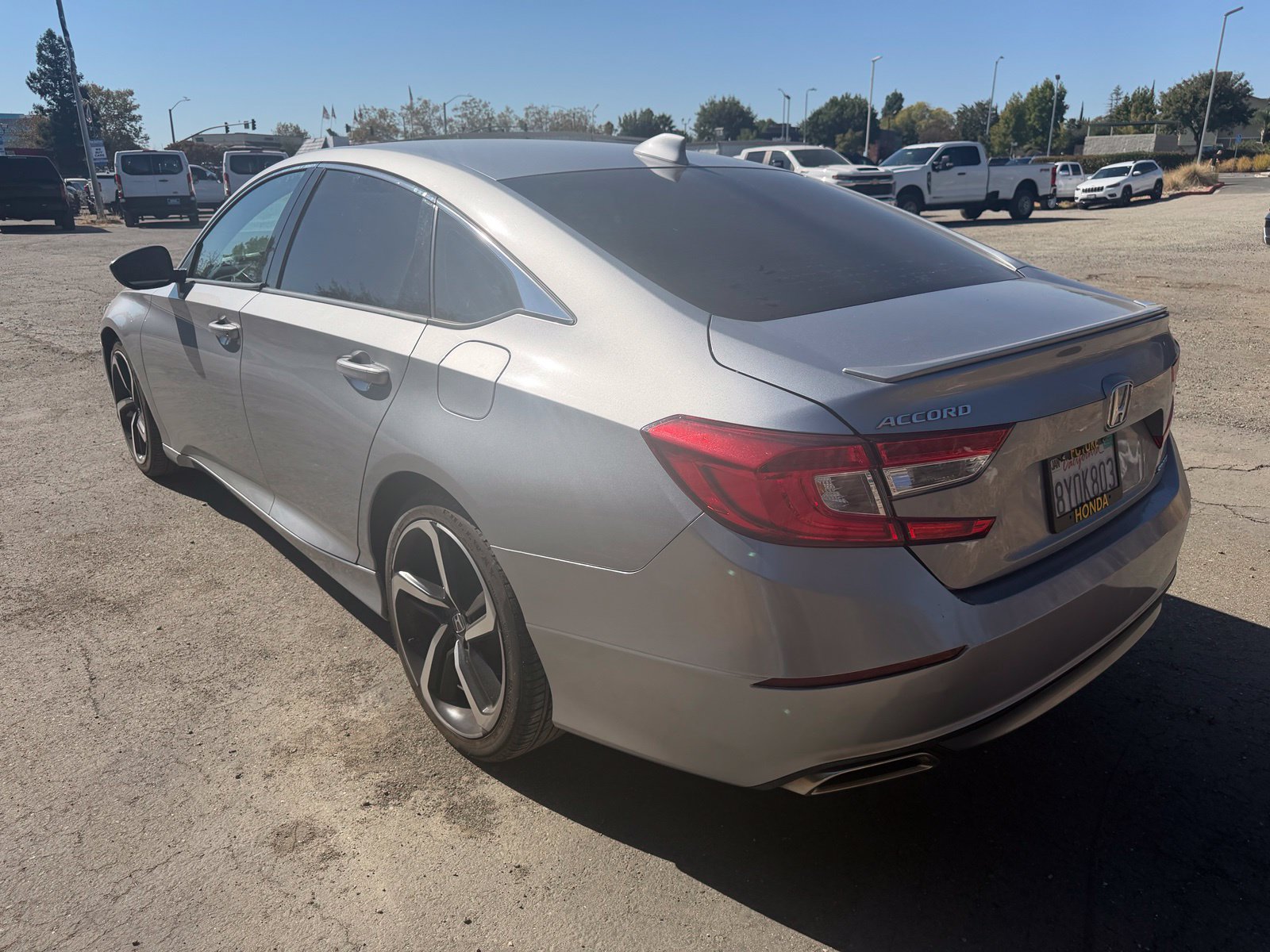 Used 2018 Honda Accord Sport image 3