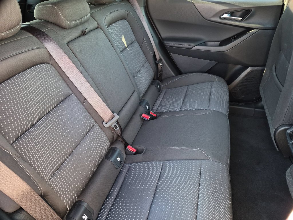 Used 2026 Chevrolet Equinox LT AWD/4WD image 30