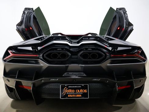 Used 2025 Lamborghini Revuelto image 80